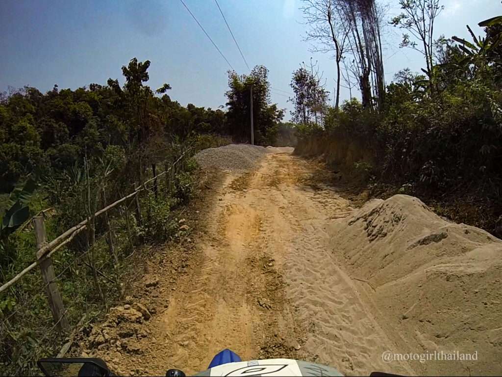 off-road to Wat Khun Luang Mae Win