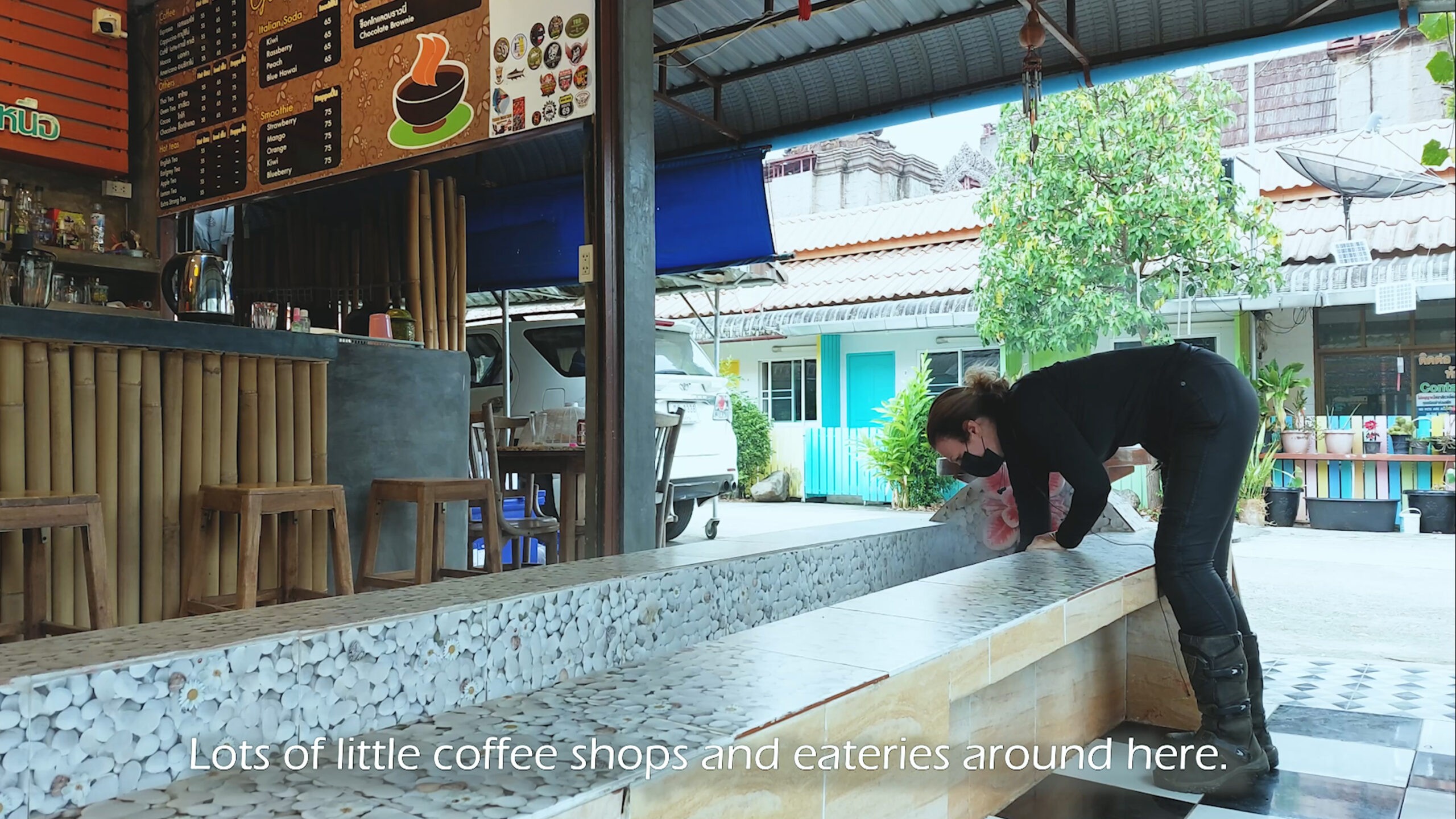 cafe at mae kachan hot springs