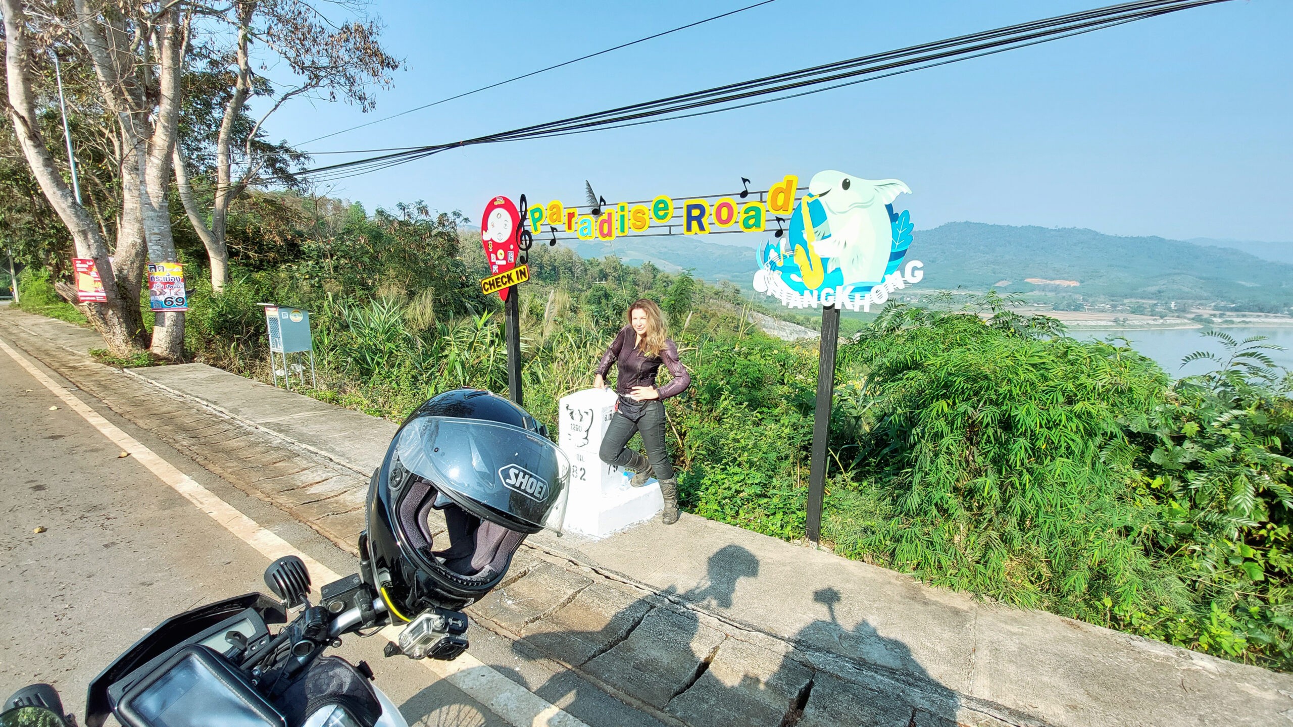 motogirlthailand paradise road