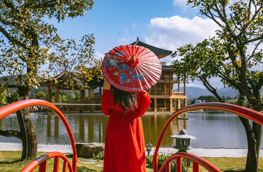 Hinoki Land Lady