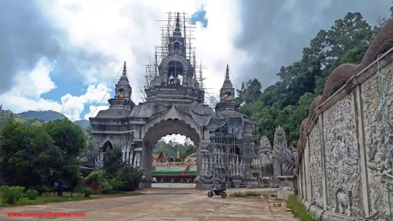 a large temple entrance - motogirlthailand