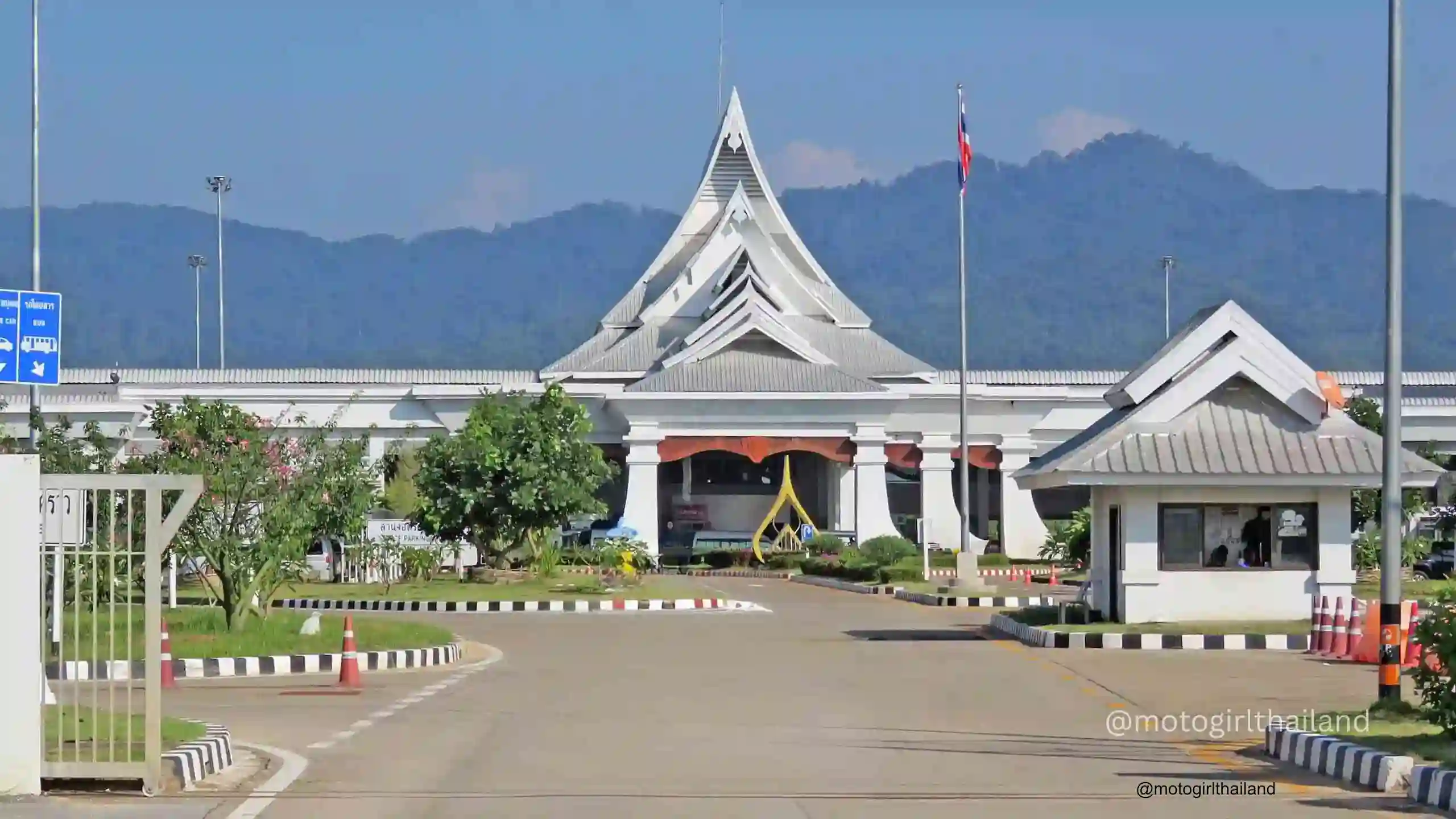 Laos motorcycle border crossing guide