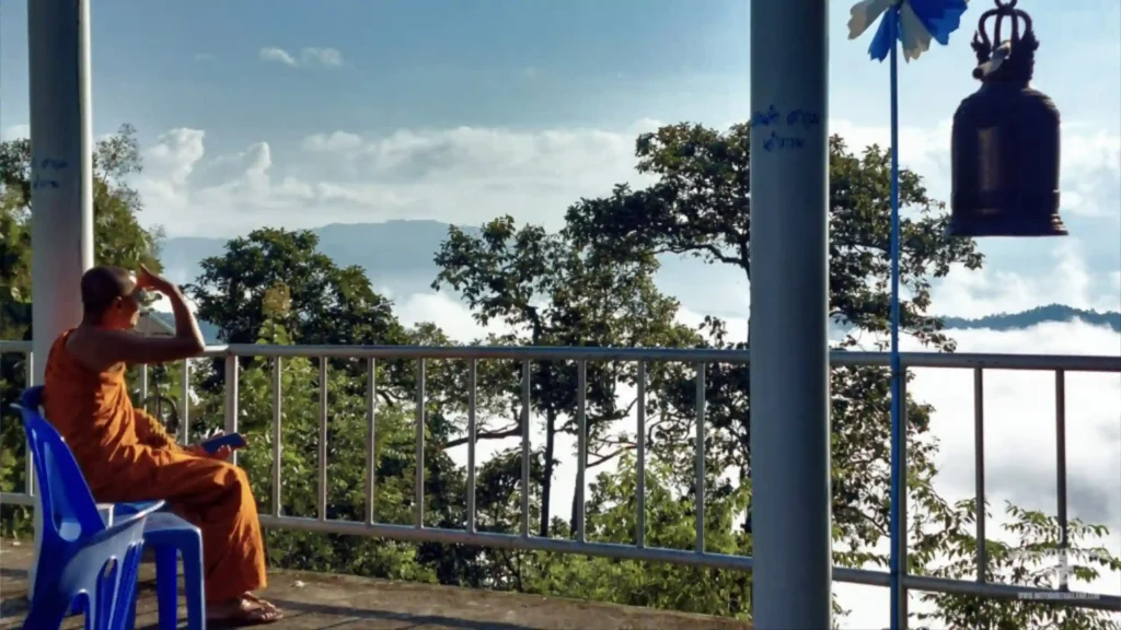 Doi Nok Pagoda, Samoeng Thailand