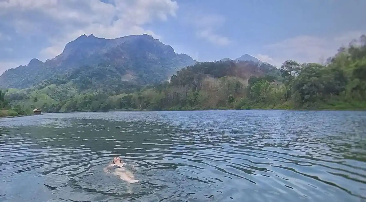 Nong Khiaw Lake Swimming - Laos
