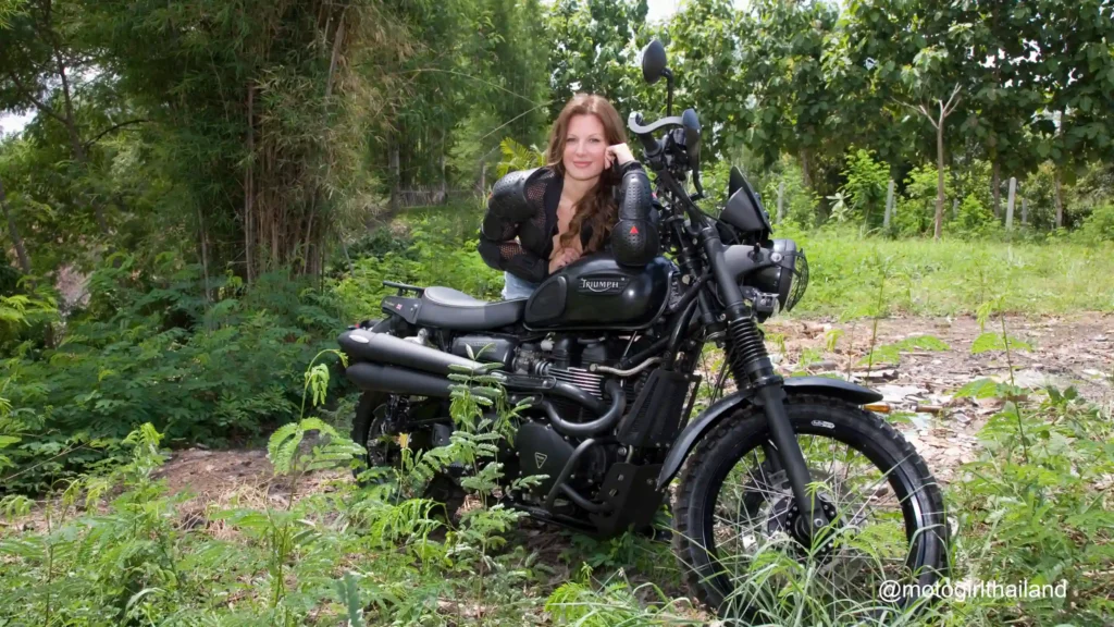 Triumph Scrambler Zed Jungle