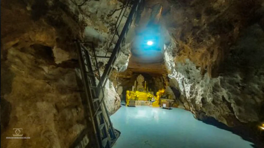 Nakha Charoen Tham Cave