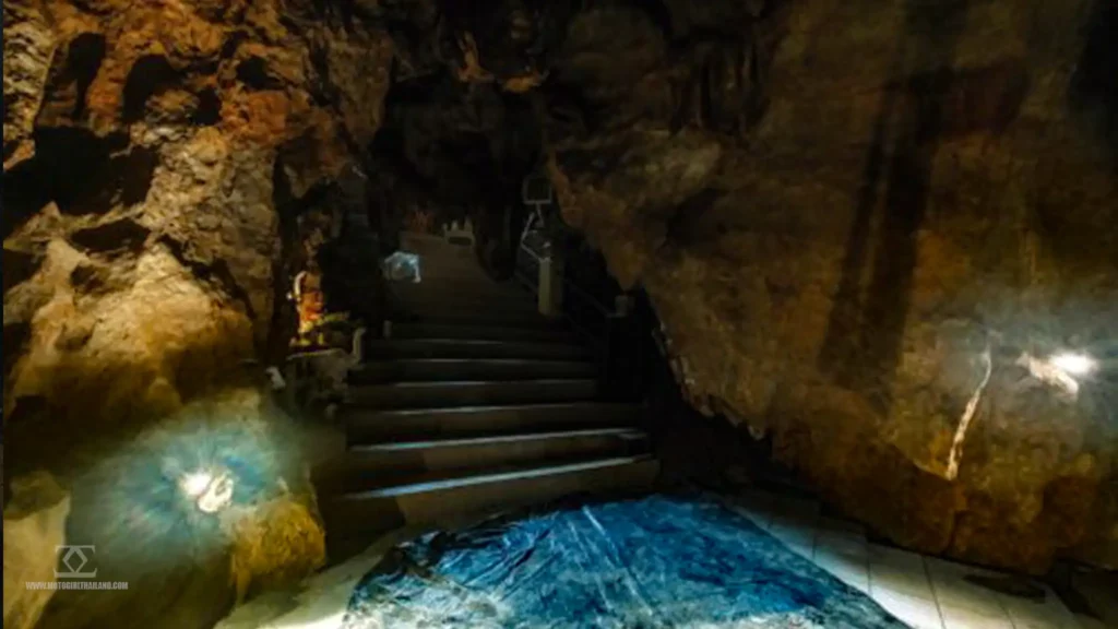 Nakha Charoen Tham Cave