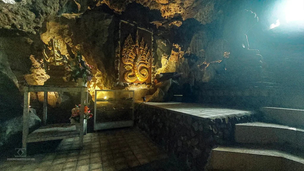 Nakha Charoen Tham Cave