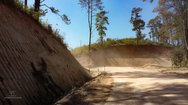 Wat Chan Dirt Ride
