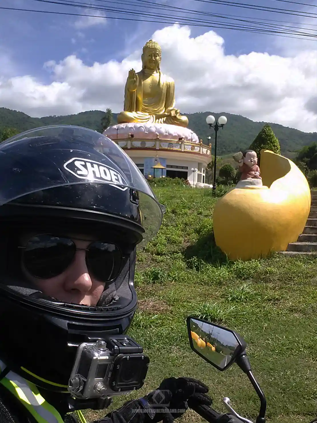 Mae Ai Statues