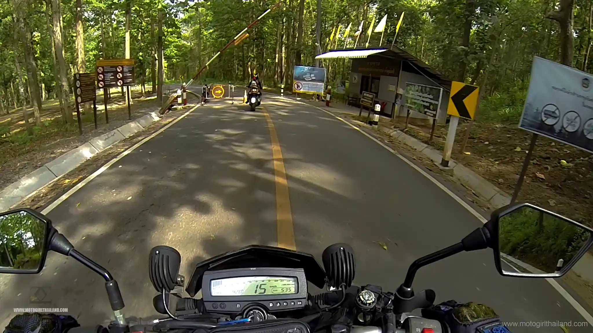 Bua Tong Sticky Waterfalls Ride