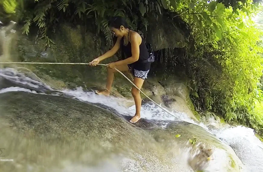 Bua Tong Sticky Waterfalls
