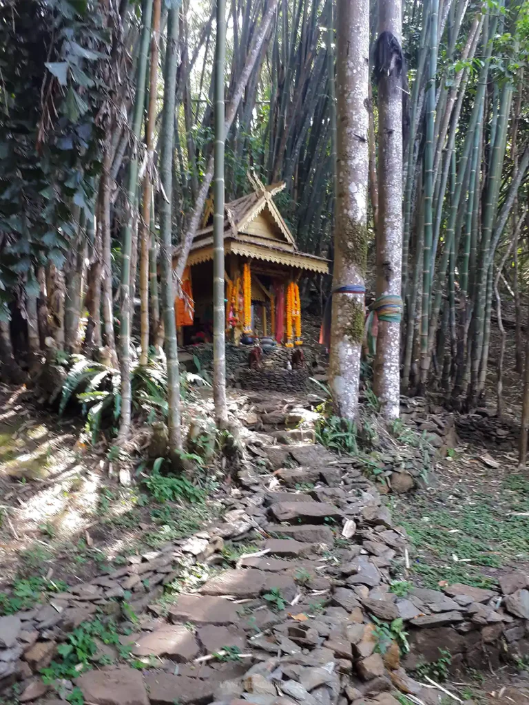 Doi Chaang Memorial Park