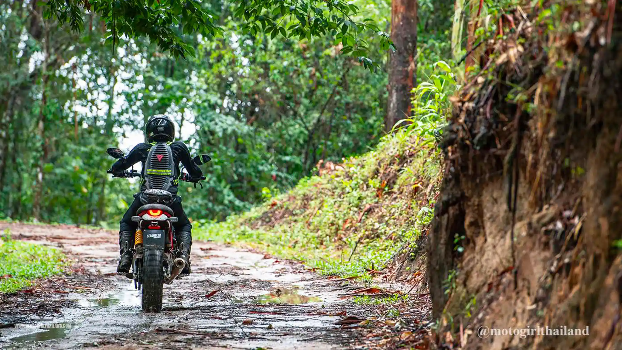Ducati Ride Chiang Dao Mud San Pa Kia Viewpoint Mountain