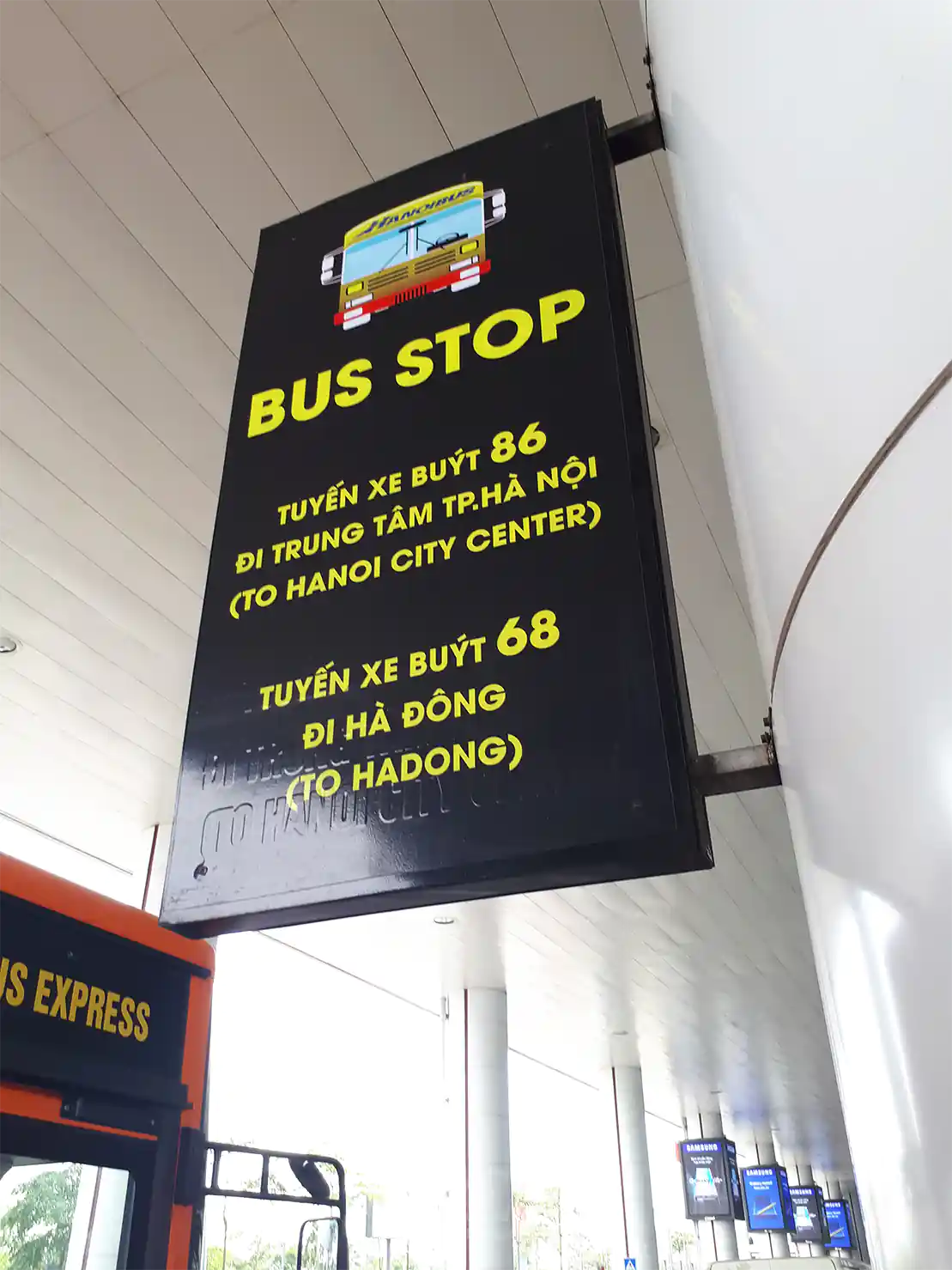 Hanoi Bus Sign
