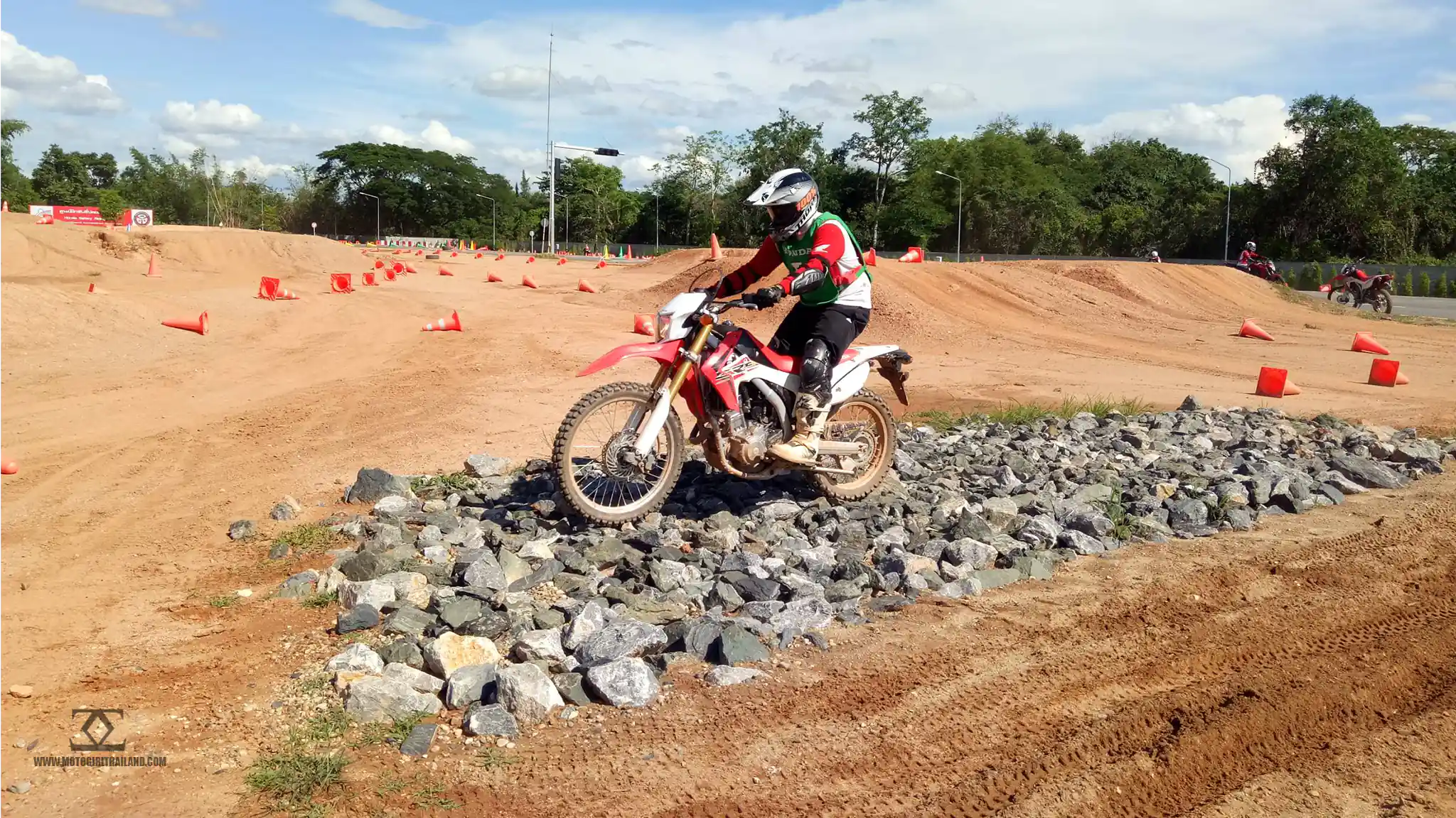 Honda Safety Riding Experienced DIrt