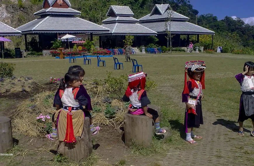 Kiew Lom Viewpoint 2011