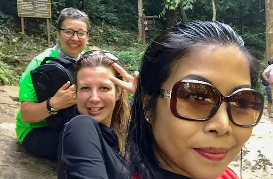 Ladies Ride Pai Mok Fa Group