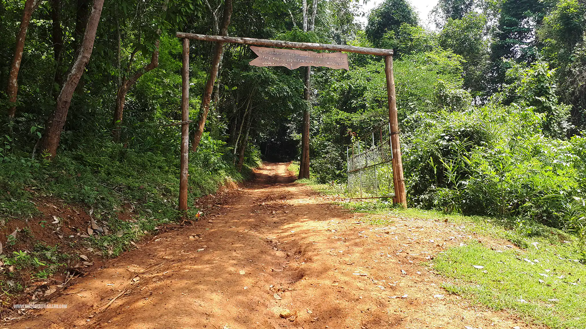 Laos Kruang Upper Section Walk to Cave