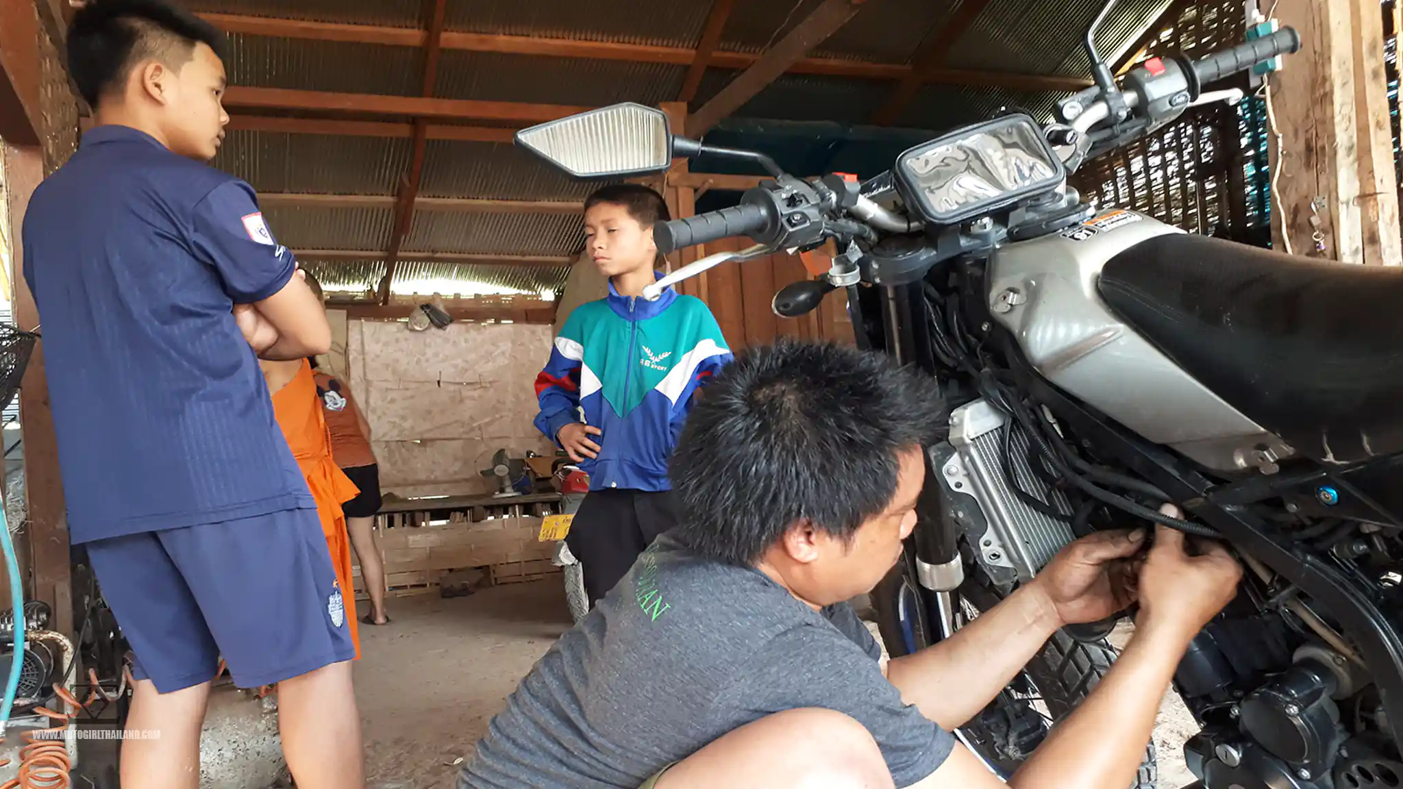 Laos Mechanic