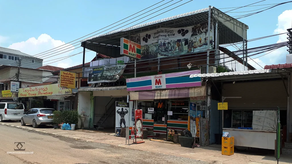 Laos Vang Vieng 7-Eleven
