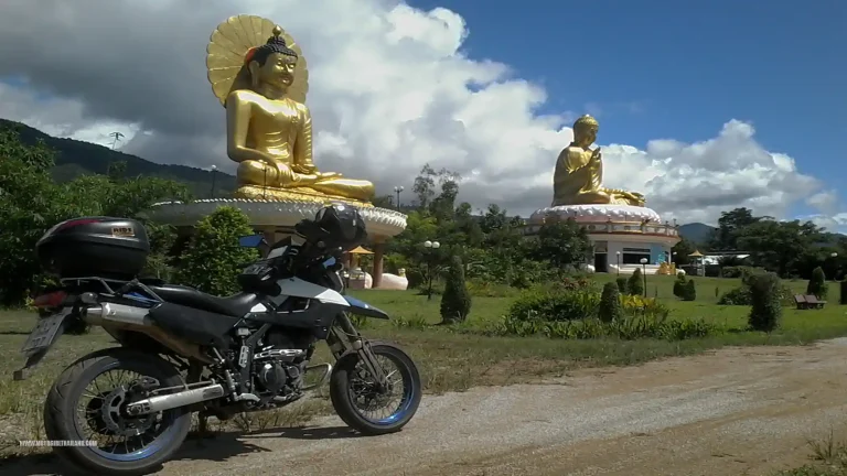Mae Ai Statues