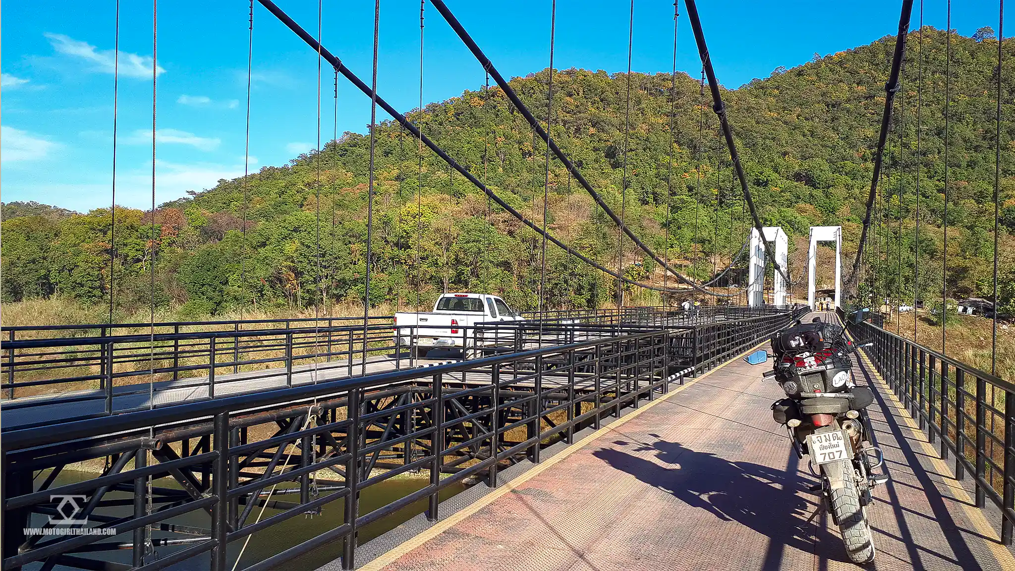 Mae Khuang Dam Suspension Bridge