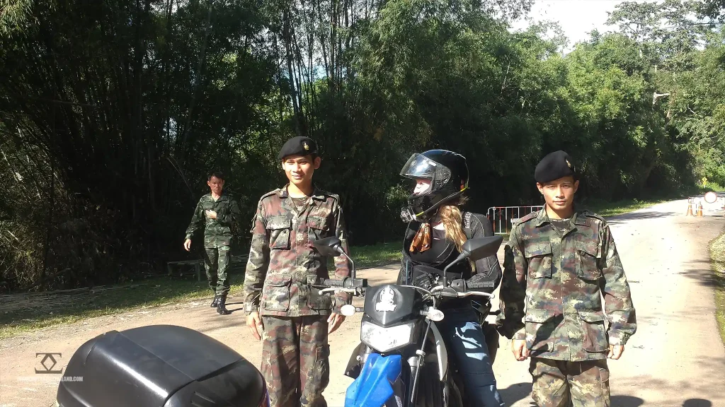 R1149 Resticted Access Army Soldiers