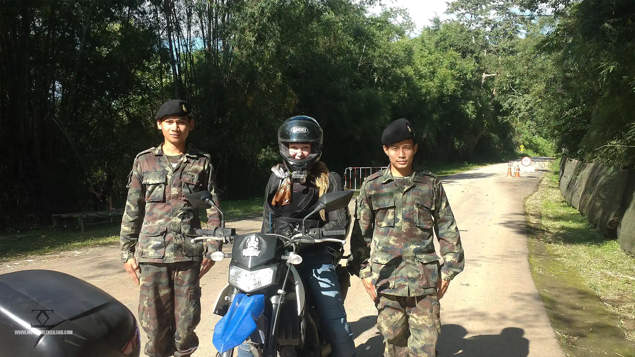 R1149 Resticted Access Army Soldiers