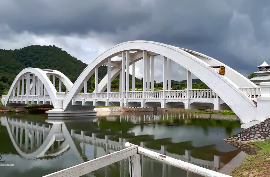 Ta Chompu White Bridge