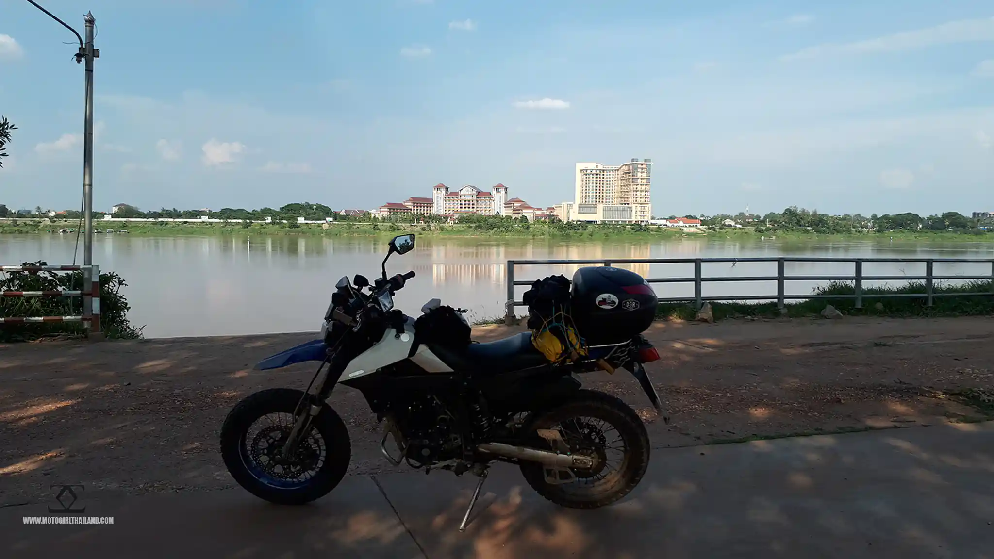 Vientiane Laos to Chiang Mai in The Dark Border 4
