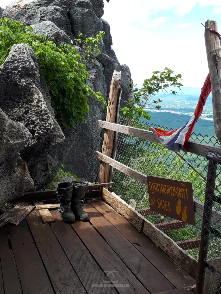 Wat Chaloemprakiet Temple